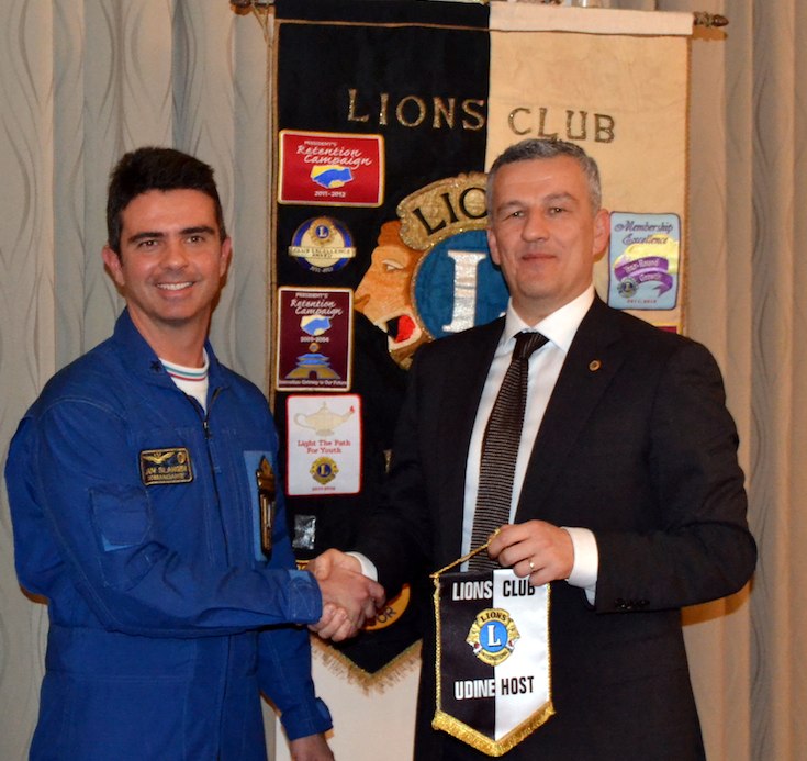 Al Lions Udine il Comandante delle Frecce Tricolori