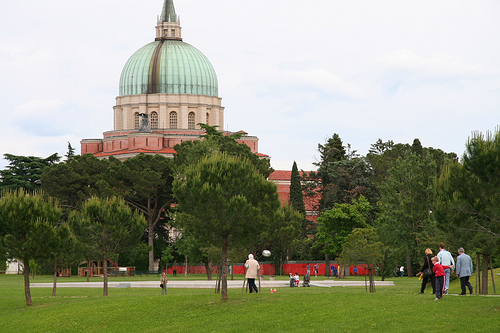 Da venerdì si va "a canestro" al Parco Moretti